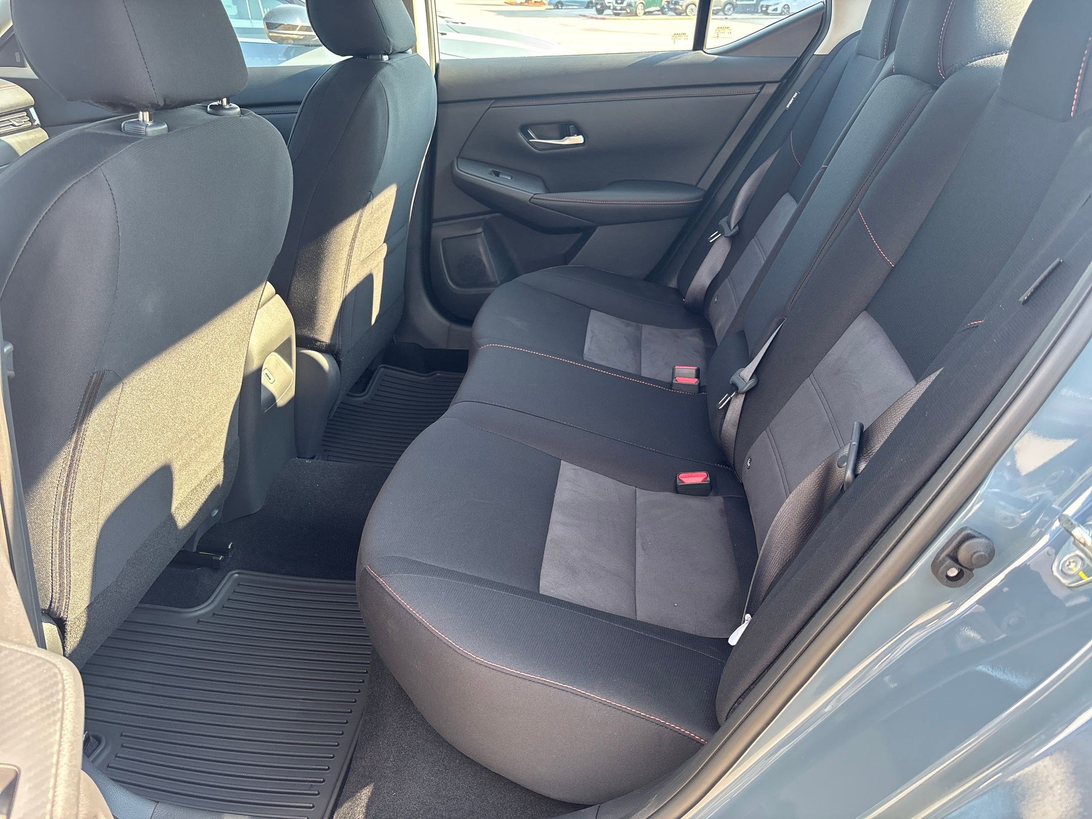 2025 Nissan Sentra SR photo 15