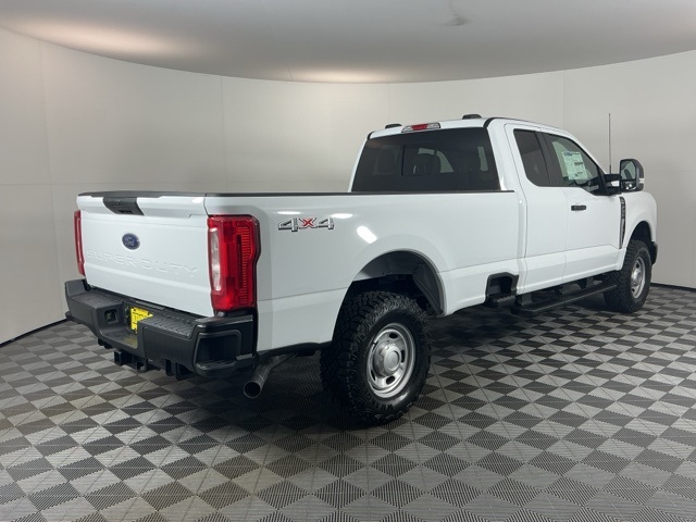 2026 Ford F-250 XL photo 4
