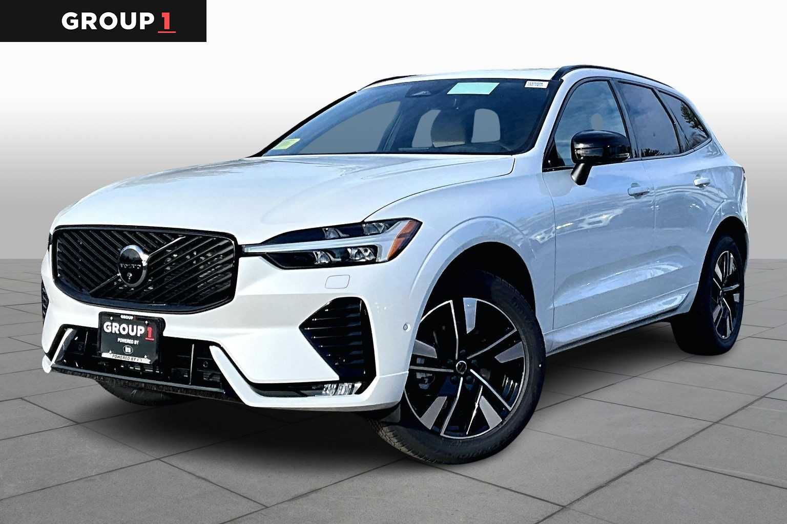 2026 Volvo XC60 Plus's photo