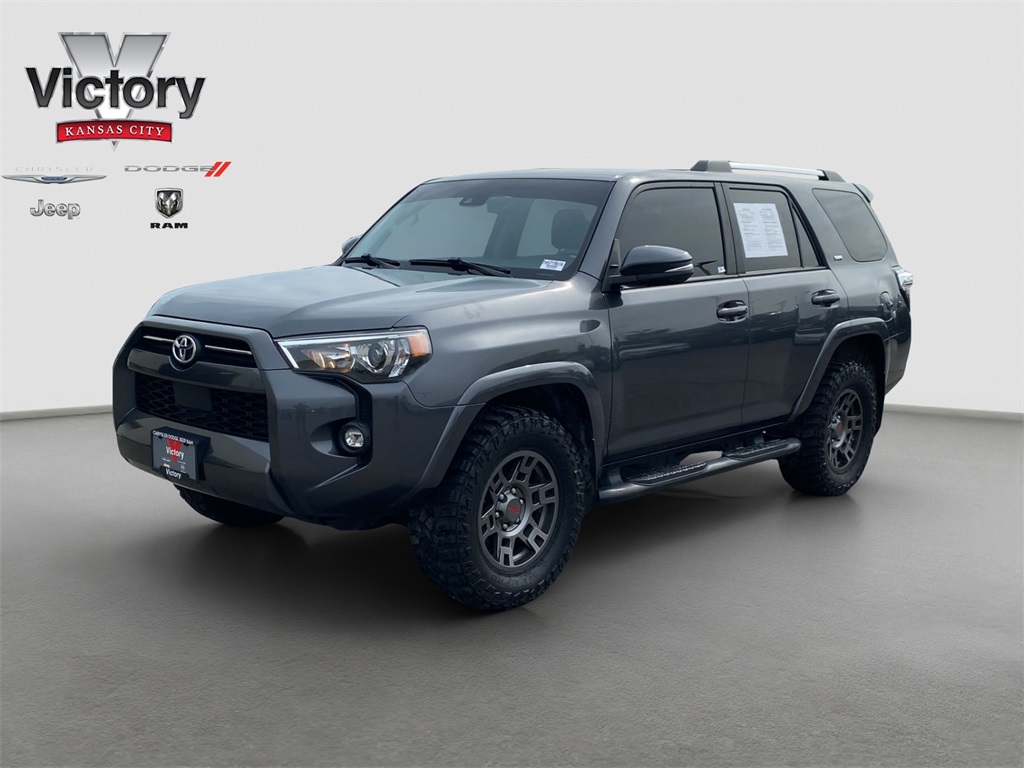 2021 Toyota 4Runner SR5 Premium photo 3