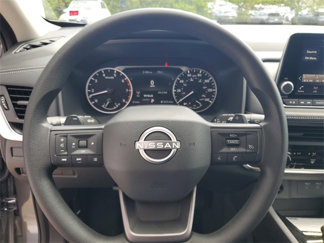 2025 Nissan Rogue S photo 8