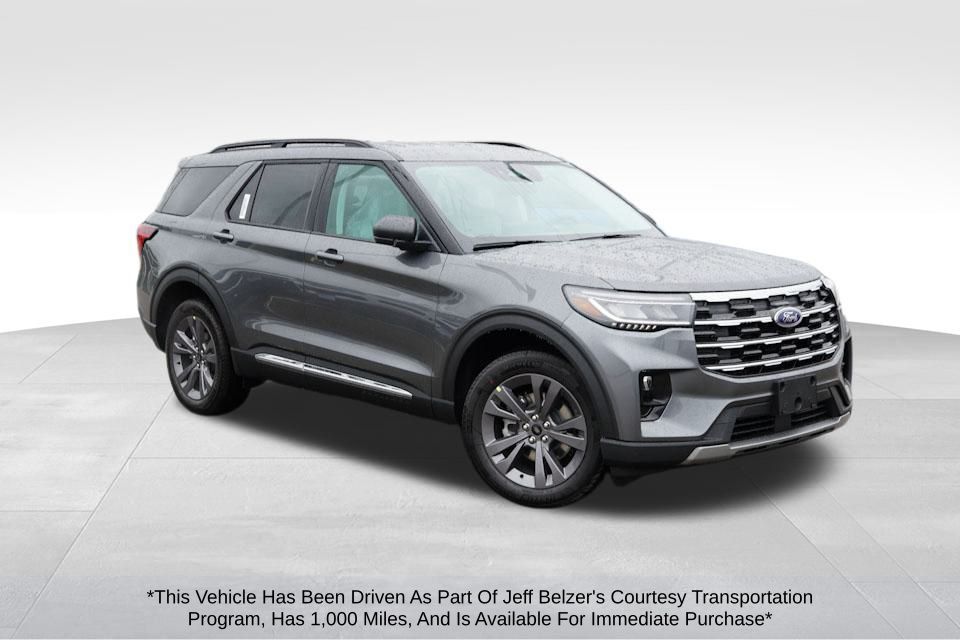 2025 Ford Explorer Active's photo