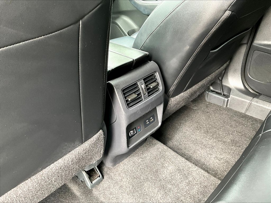 2023 Nissan Rogue SL photo 25