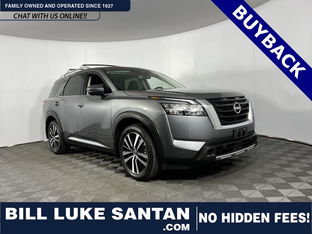 2024 Nissan Pathfinder Platinum's photo