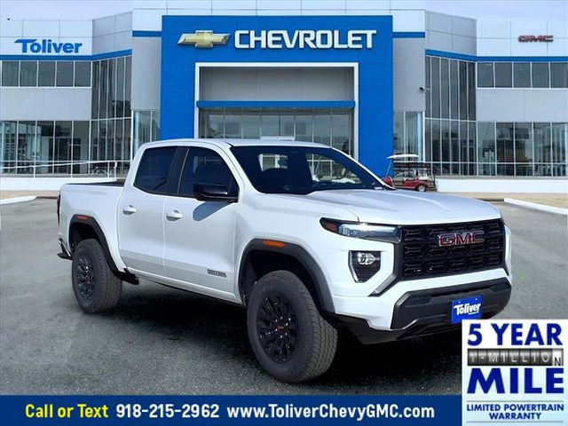 2026 GMC Canyon Elevation's photo