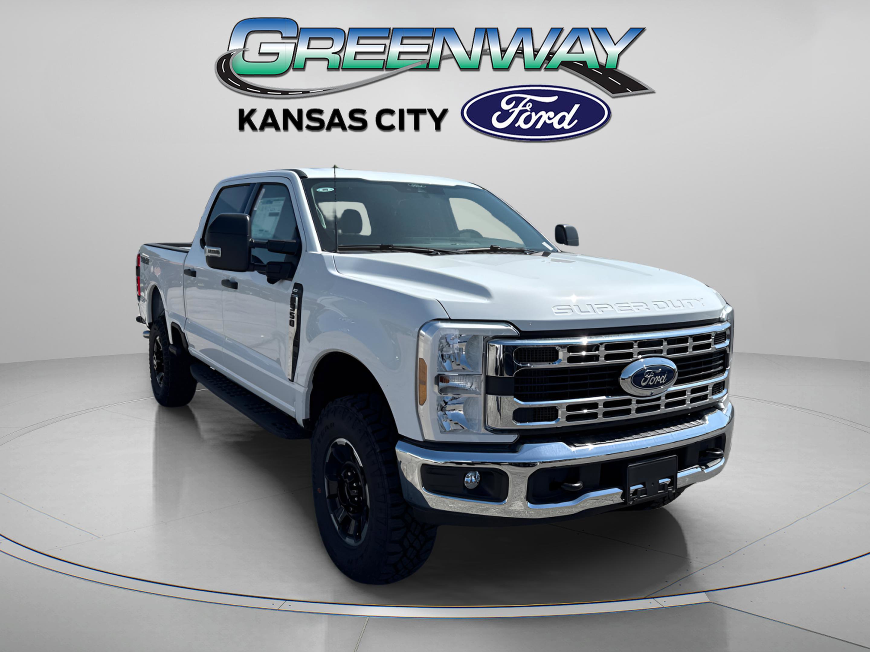 2025 Ford F-350 Super Duty XLT's photo