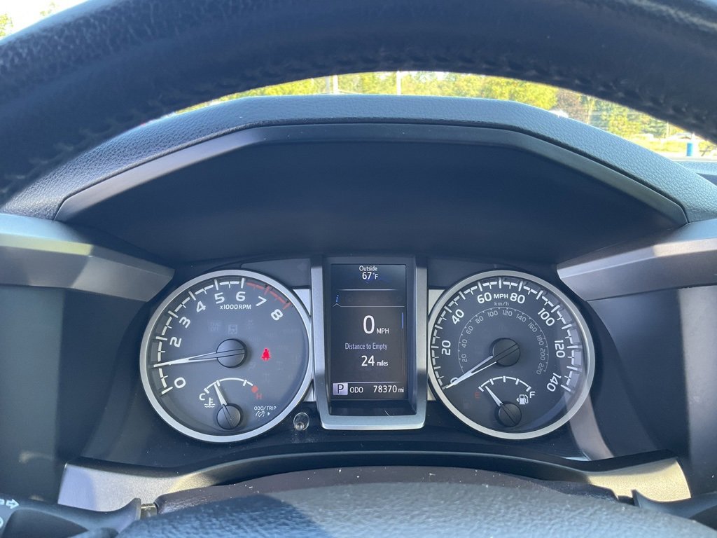 2016 Toyota Tacoma Limited photo 5