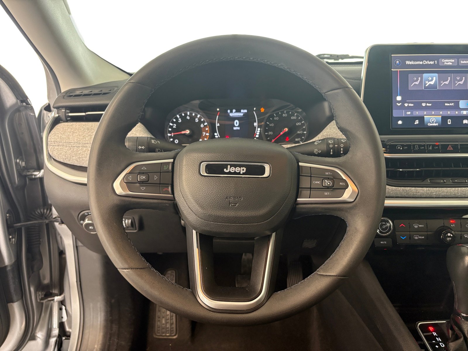 2022 Jeep Compass Latitude photo 9