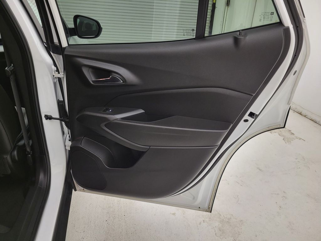 2024 Chevrolet Trax LT photo 26