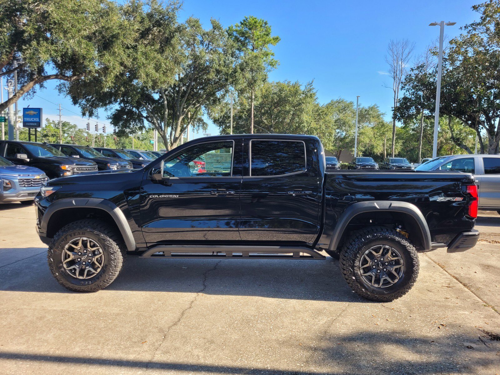 2026 Chevrolet Colorado ZR2 photo 3