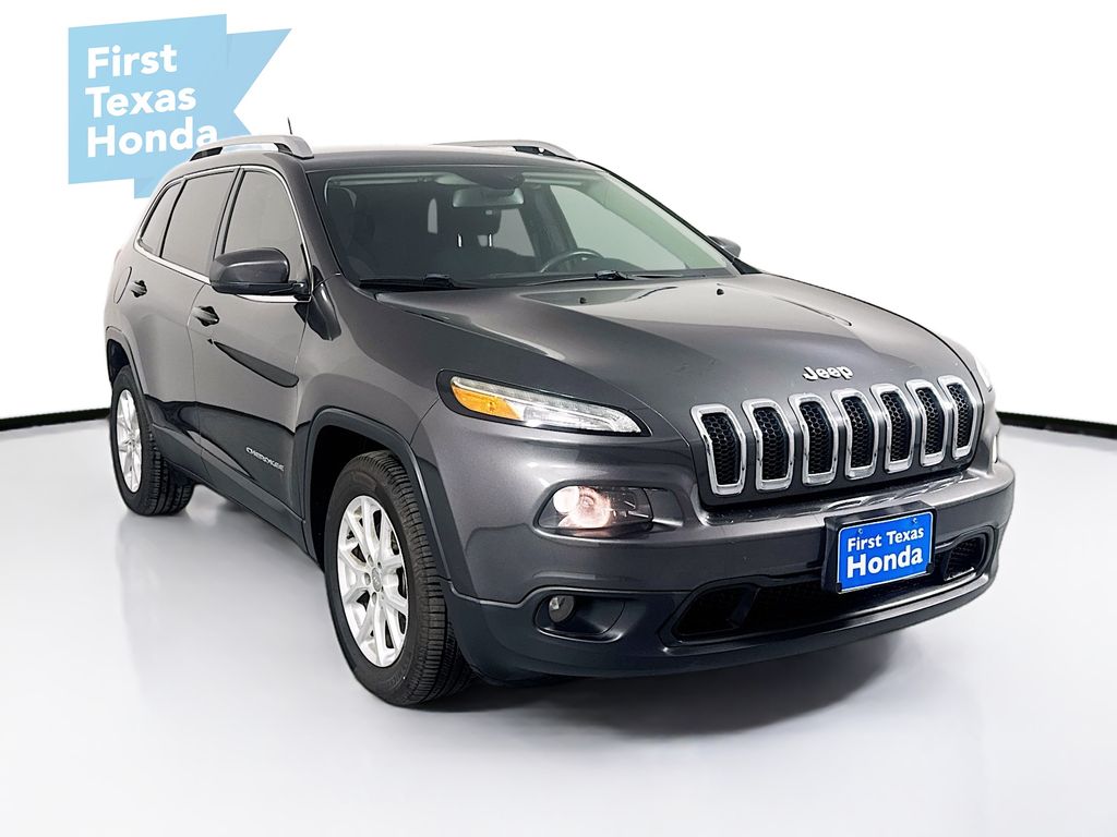 2016 Jeep Cherokee Latitude's photo