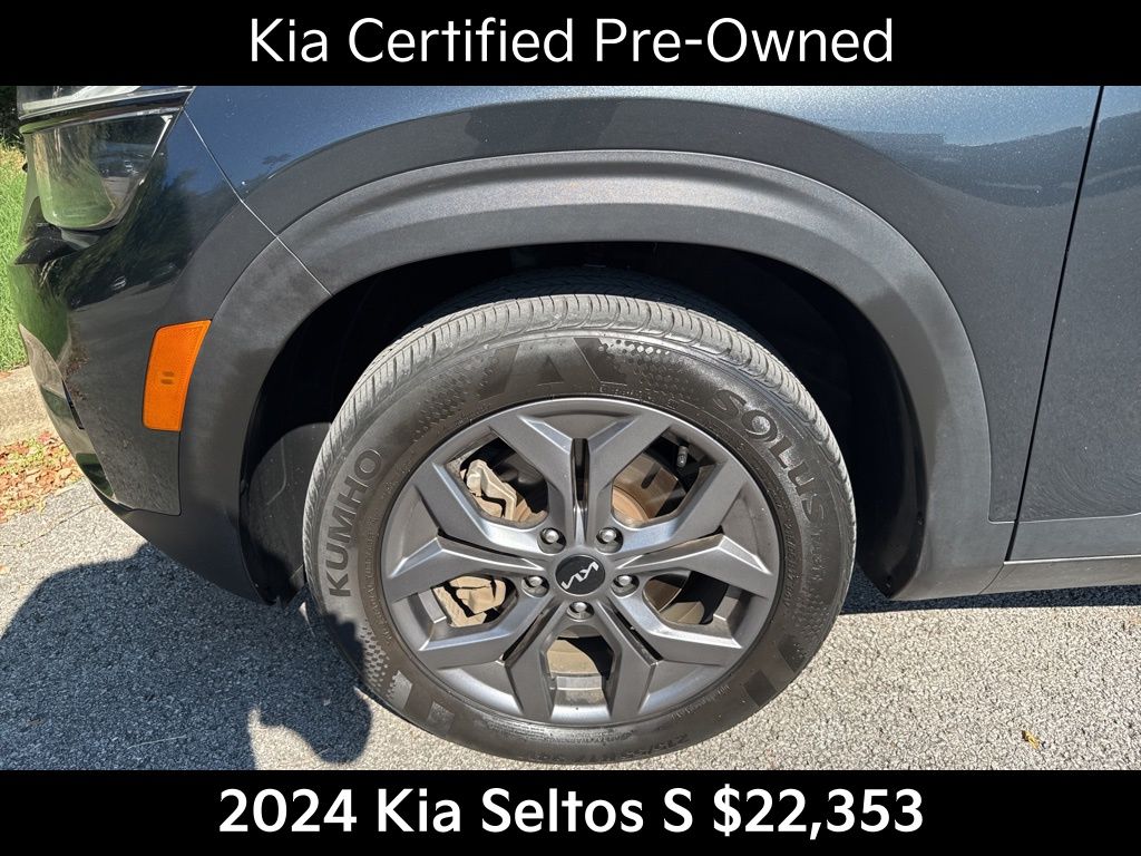 2024 Kia Seltos S photo 9