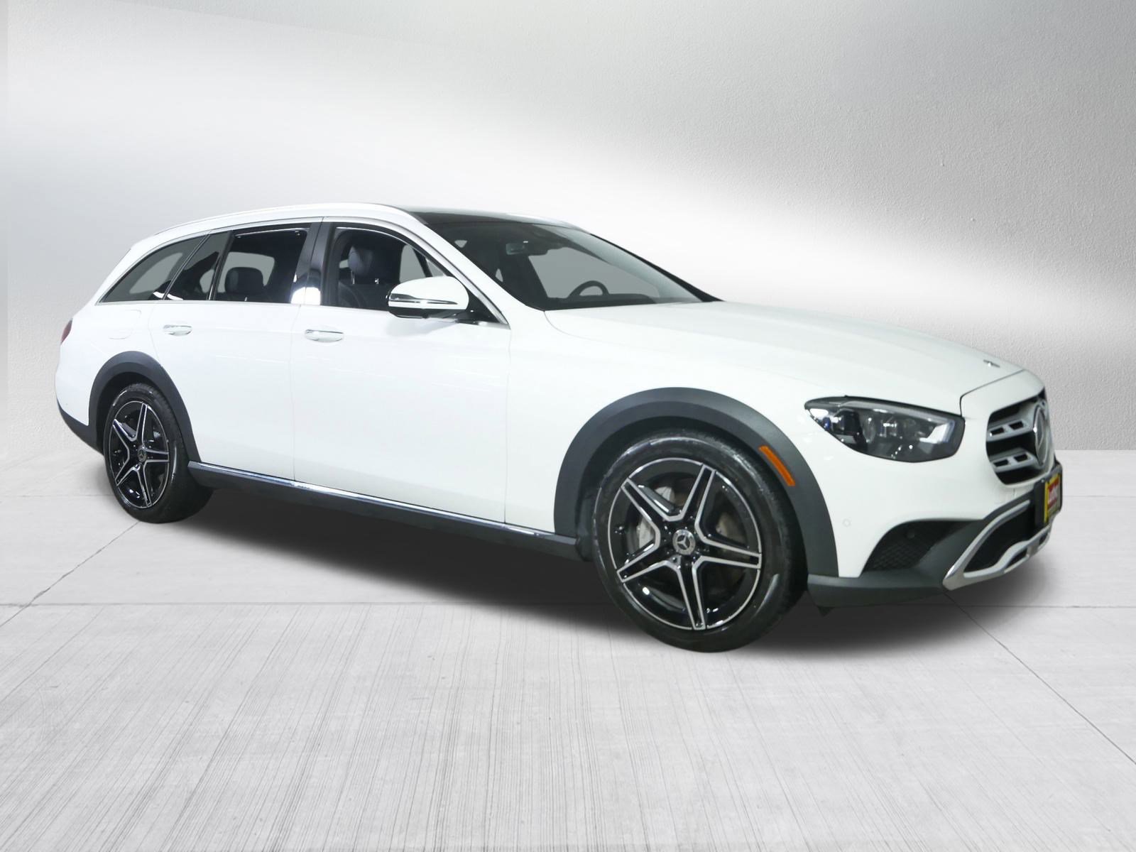 2023 Mercedes-Benz E-Class E450 All-Terrain's photo