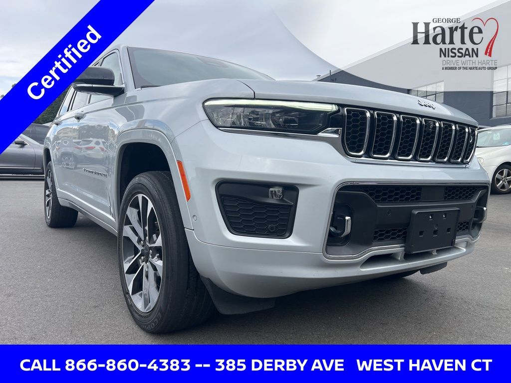 2023 Jeep Grand Cherokee Overland photo 2