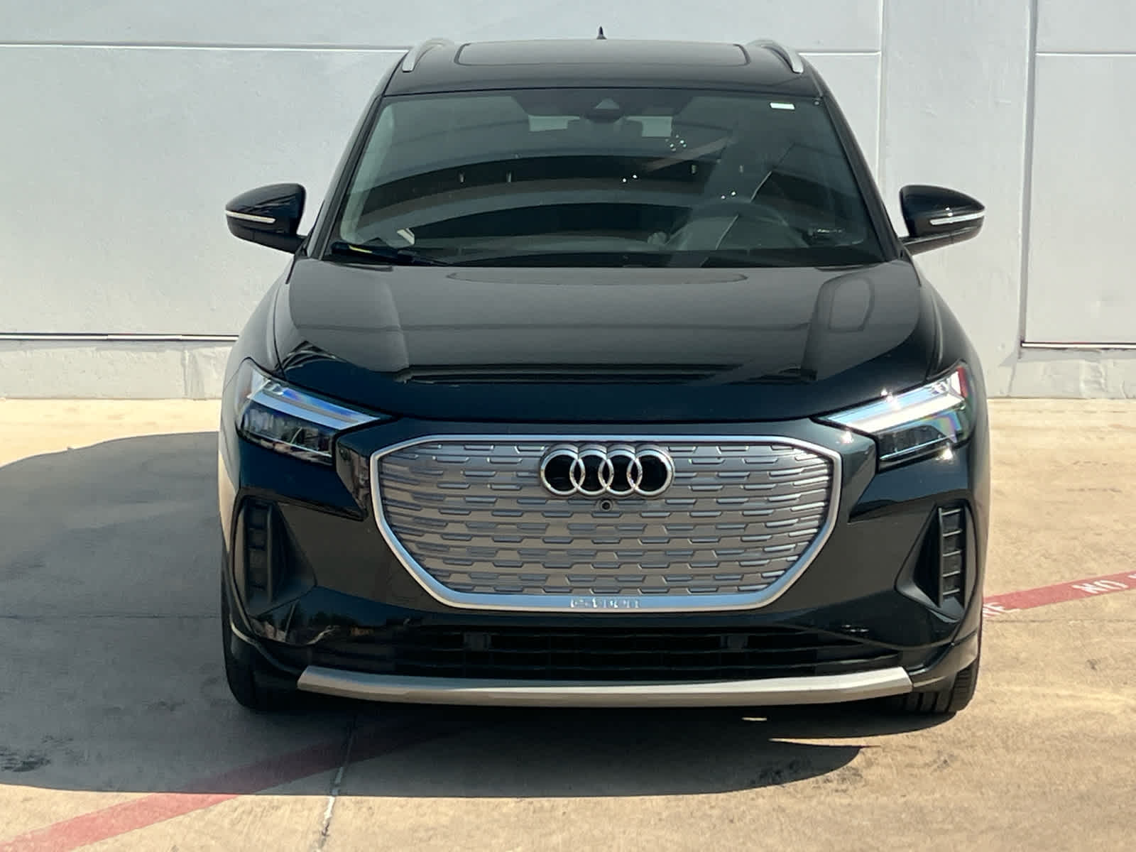 2023 Audi Q4 40 E-tron Premium Plus photo 2