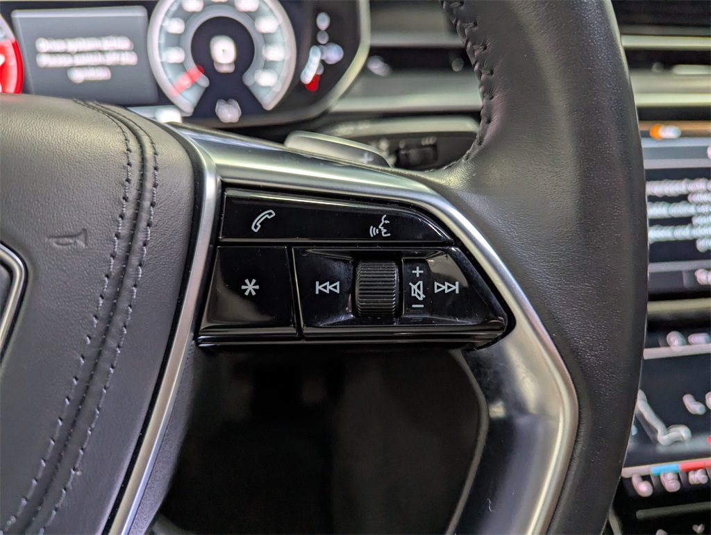 2021 Audi A8 L 55 Quattro photo 21