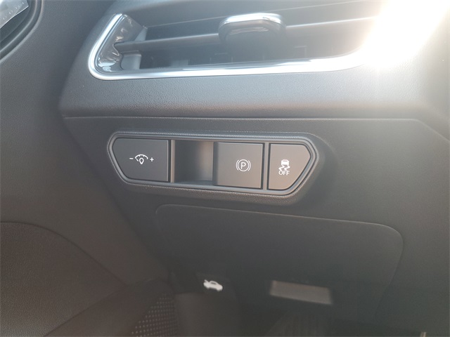 2025 Kia K4 GT-Line photo 28