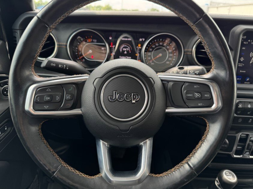 2021 Jeep Wrangler Unlimited Sahara High Altitude photo 13