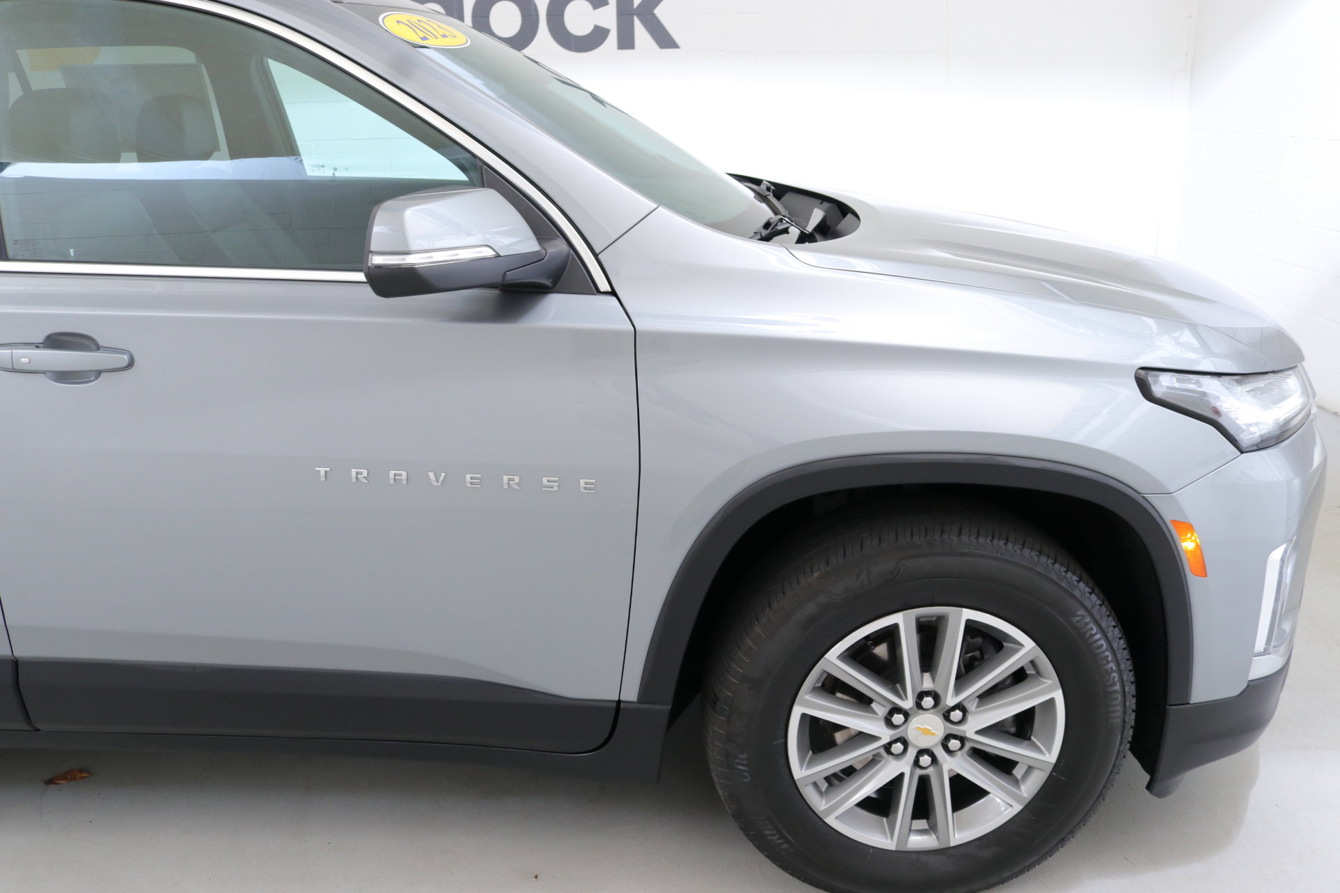 2023 Chevrolet Traverse Leather photo 10