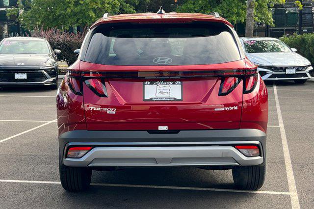 2025 Hyundai Tucson Hybrid photo 3