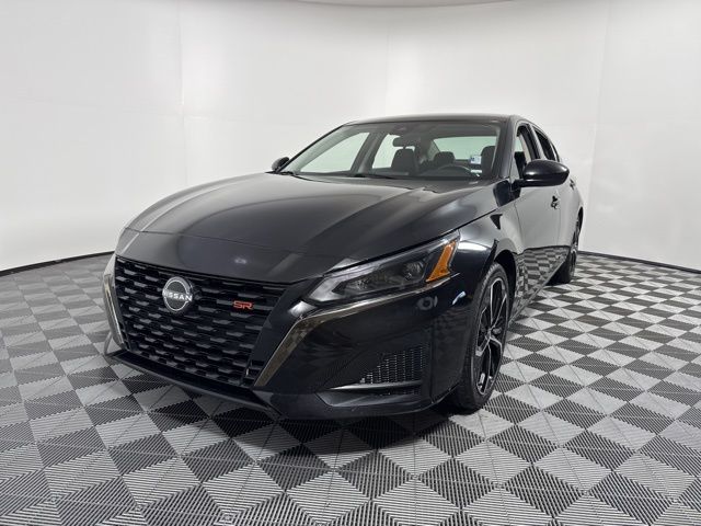 2024 Nissan Altima SR