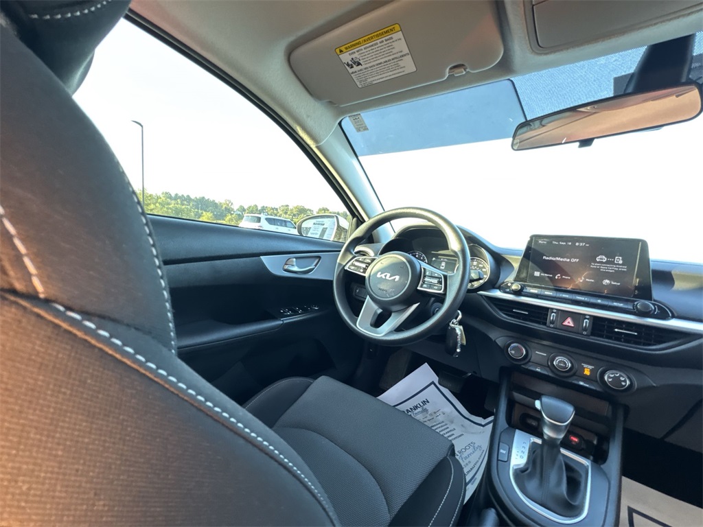 2024 Kia Forte LXS photo 15