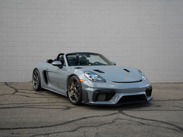 2025 Porsche Boxster Spyder photo 9
