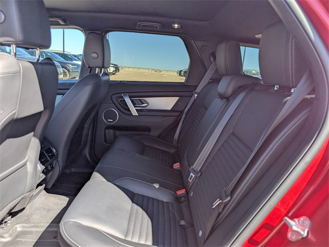 2024 Land Rover Discovery Sport SE photo 13