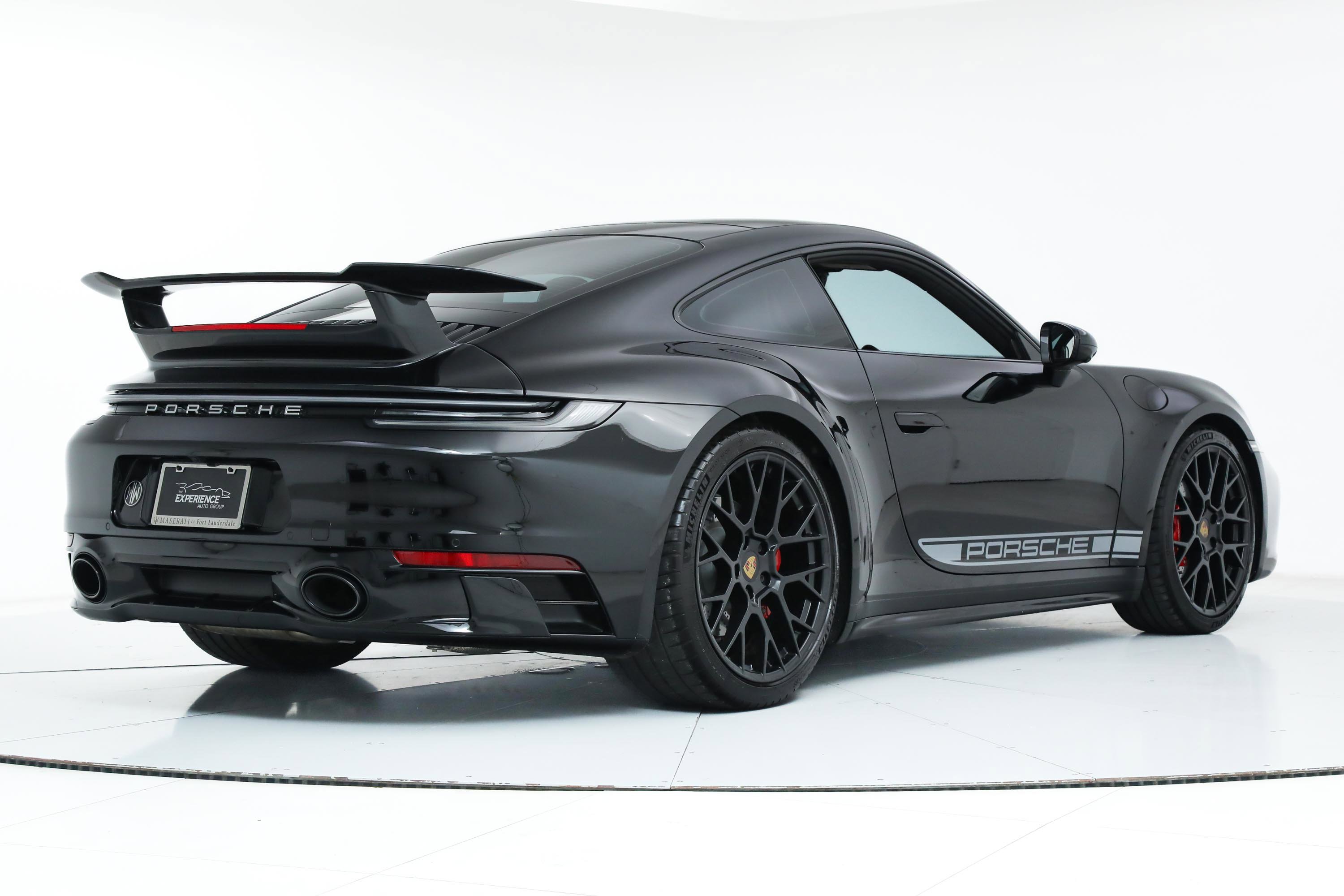 2024 Porsche 911 S photo 3