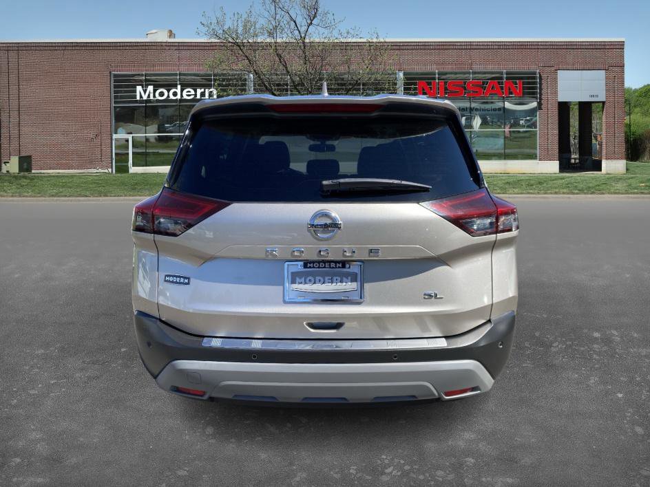2021 Nissan Rogue SL photo 3
