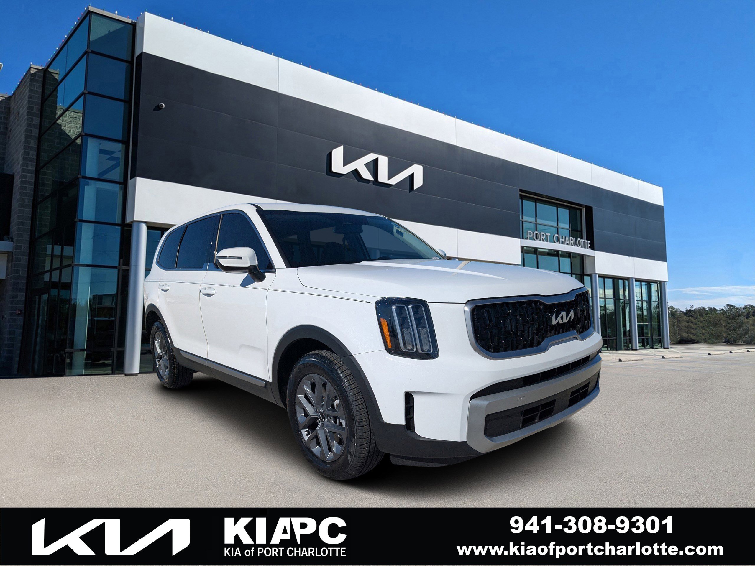 2024 Kia Telluride LX's photo