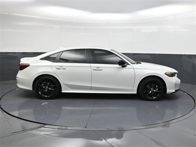 2026 Honda Civic Hybrid Sport photo 2