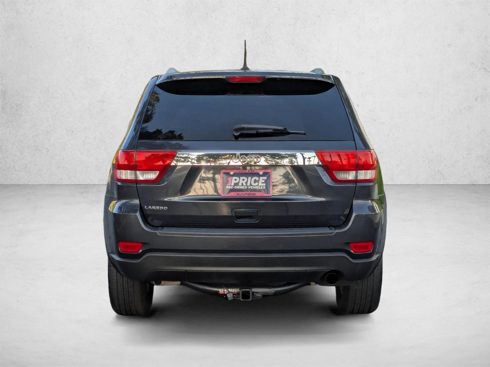 2013 Jeep Grand Cherokee Laredo photo 7