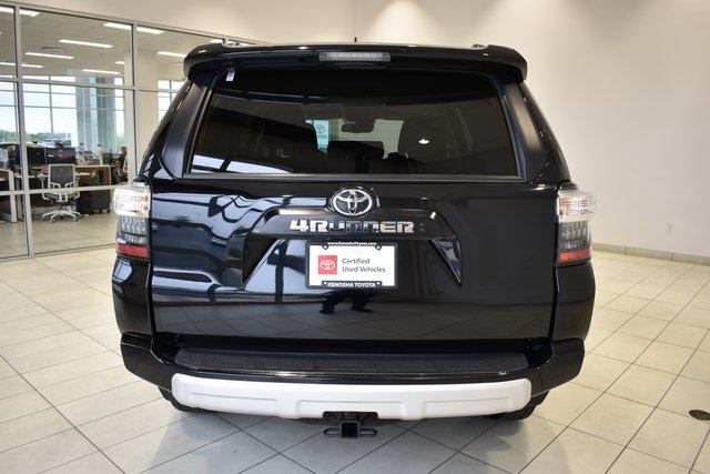 2024 Toyota 4Runner TRD Off-Road photo 8