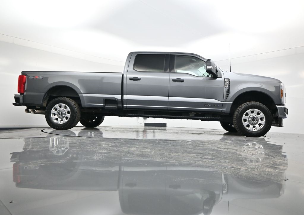 2024 Ford F-250 photo 46