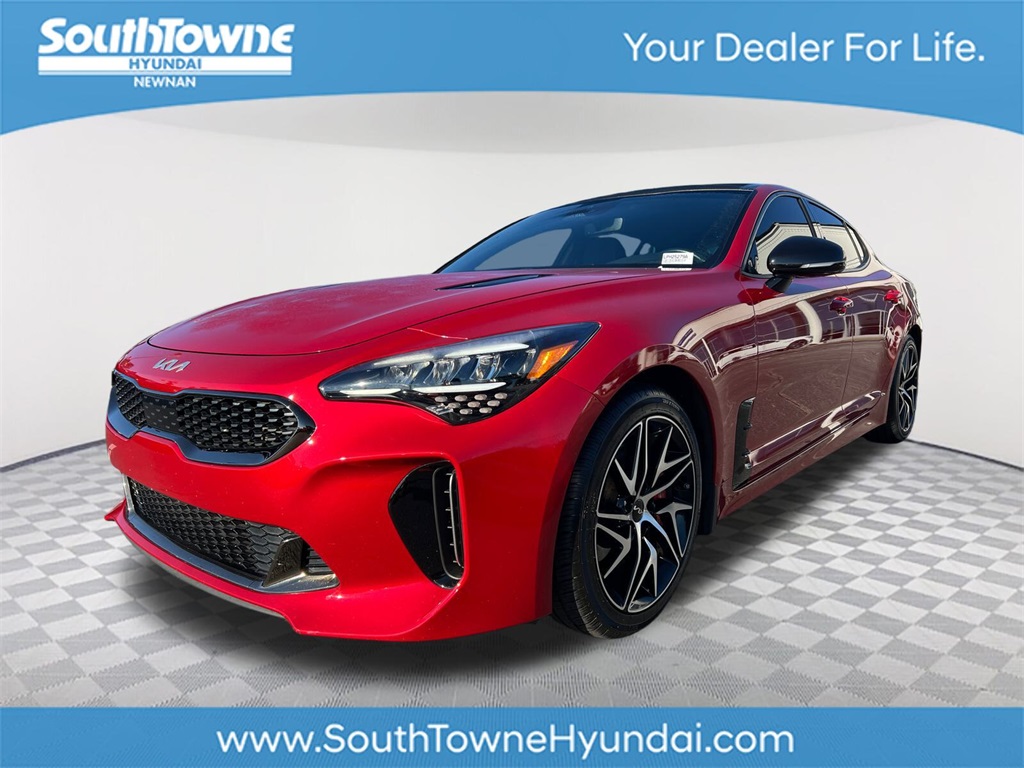 2023 Kia Stinger GT-Line's photo