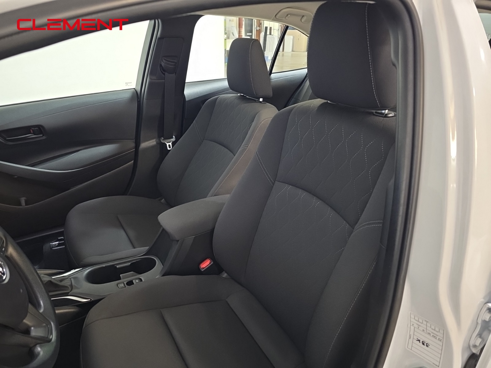 2024 Toyota Corolla LE photo 21