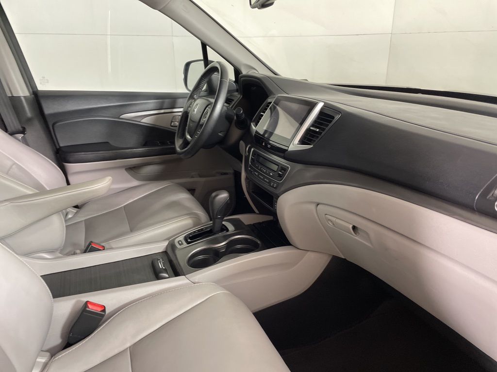 2017 Honda Pilot EX-L photo 15