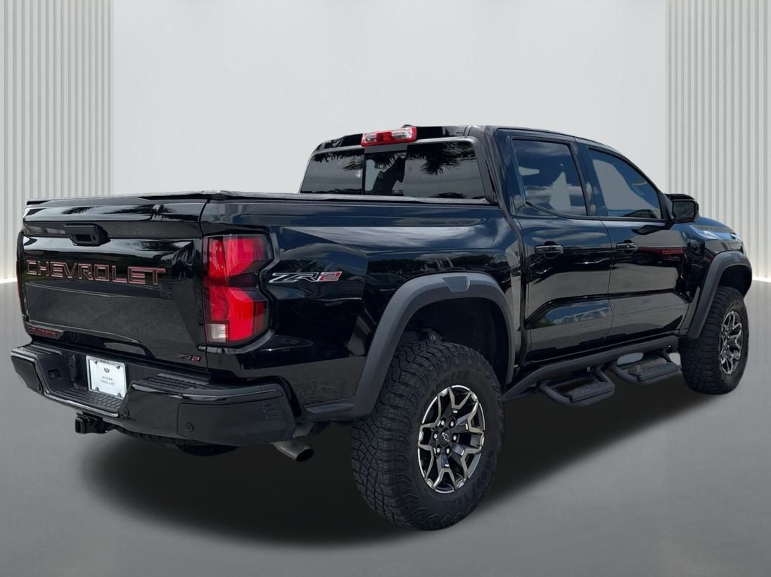 2023 Chevrolet Colorado ZR2 photo 2
