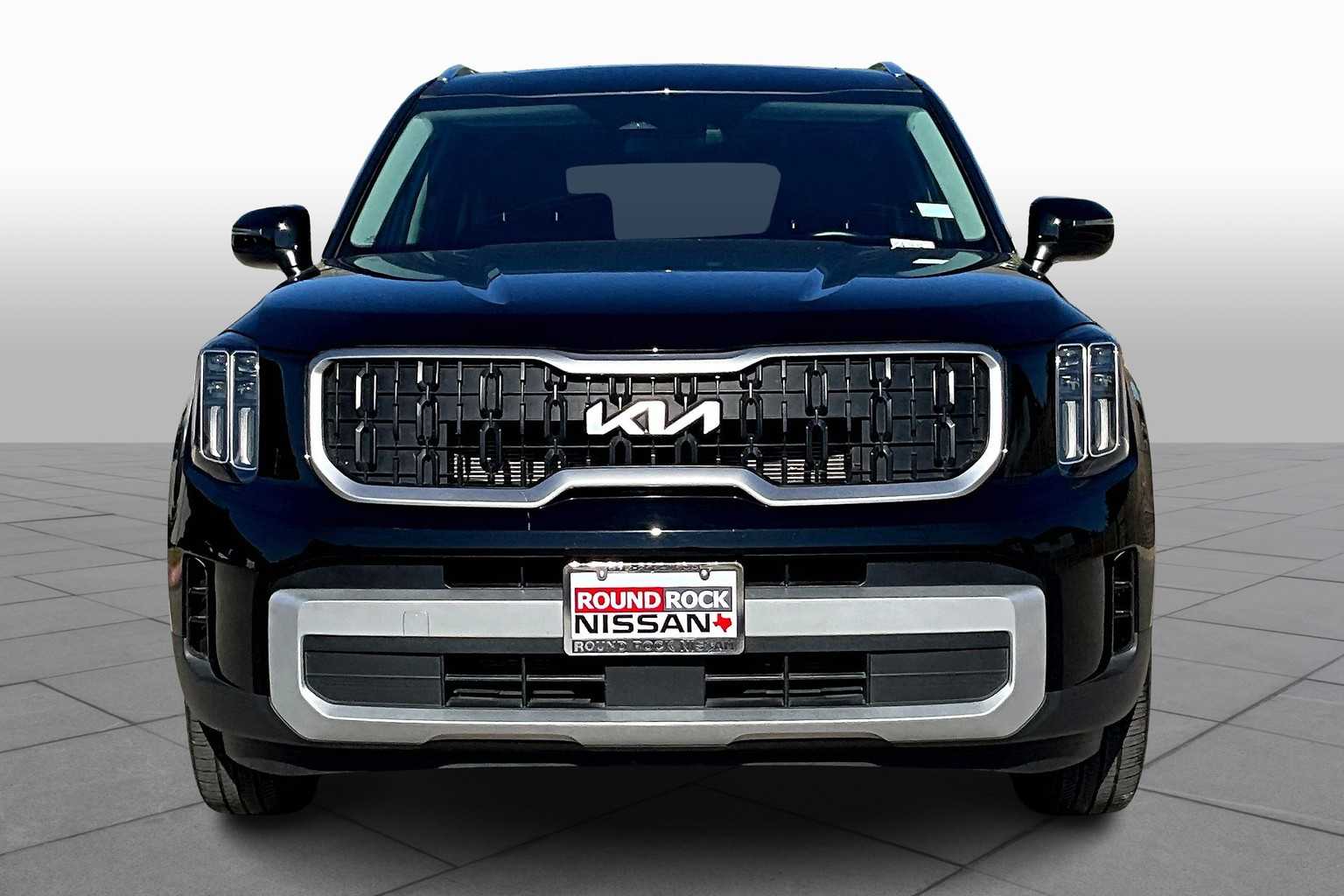 2024 Kia Telluride EX photo 3