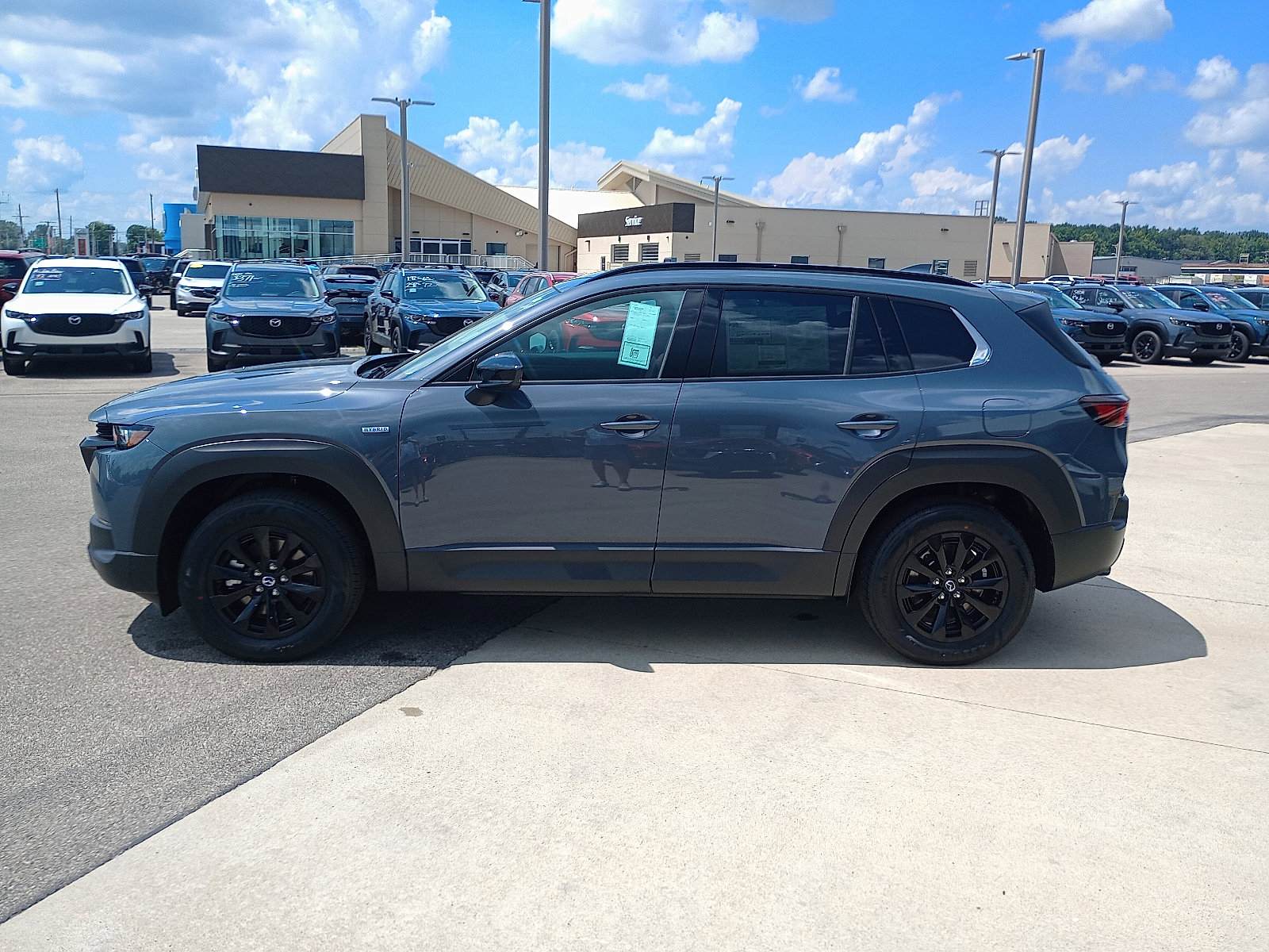 2025 Mazda CX-50 Premium photo 2