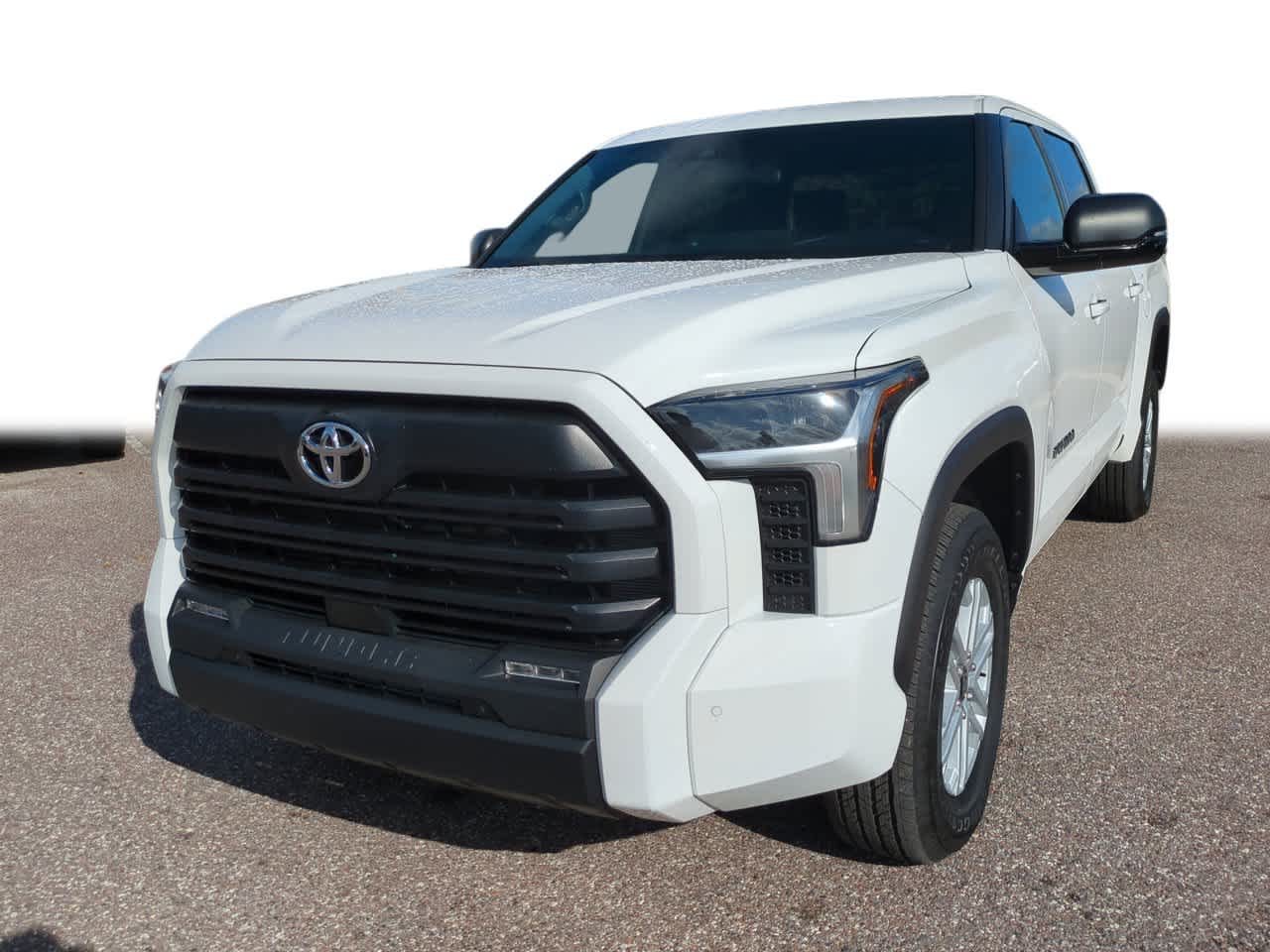 2025 Toyota Tundra SR5's photo