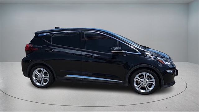 Used 2018 Chevrolet Bolt EV LT with VIN 1G1FW6S01J4111975 for sale in Arlington, TX