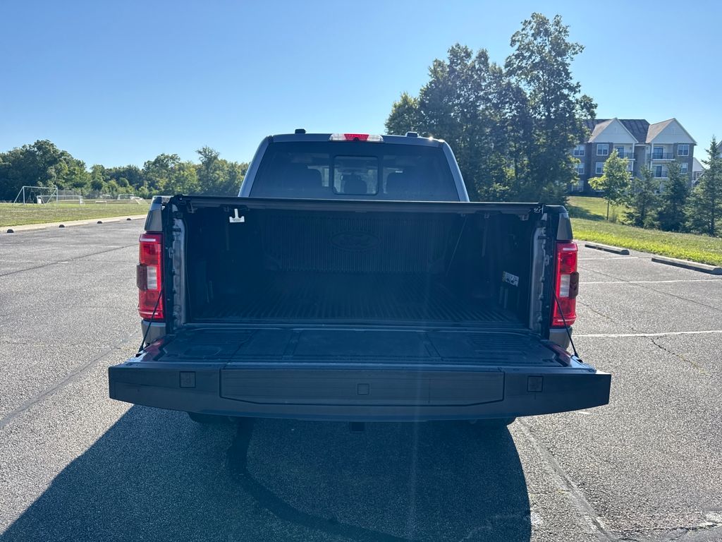 2022 Ford F-150 XLT photo 9
