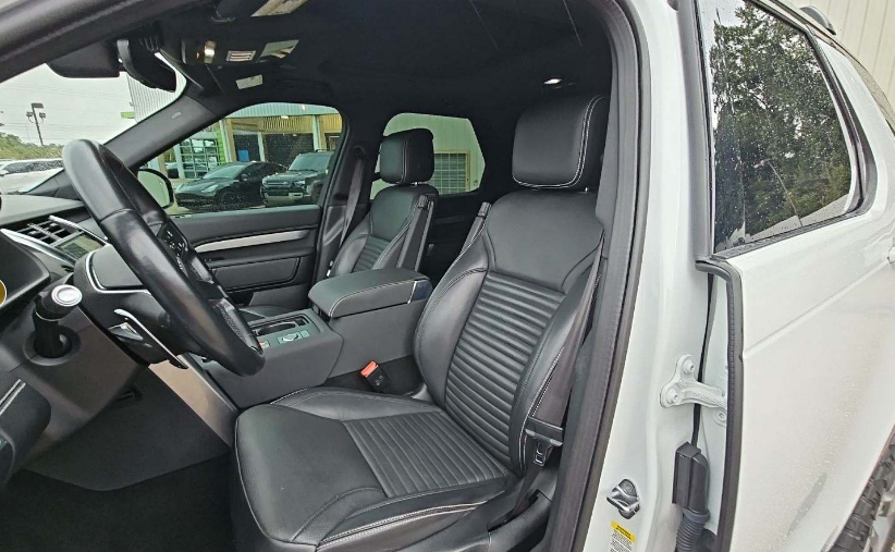 Certified PreOwned 2022 Land Rover Discovery S RDynamic SUV in