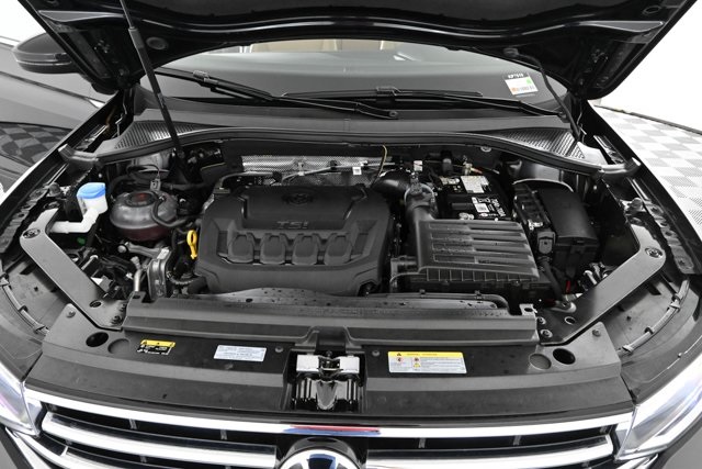 2024 Volkswagen Tiguan SE Wolfsburg Edition photo 29
