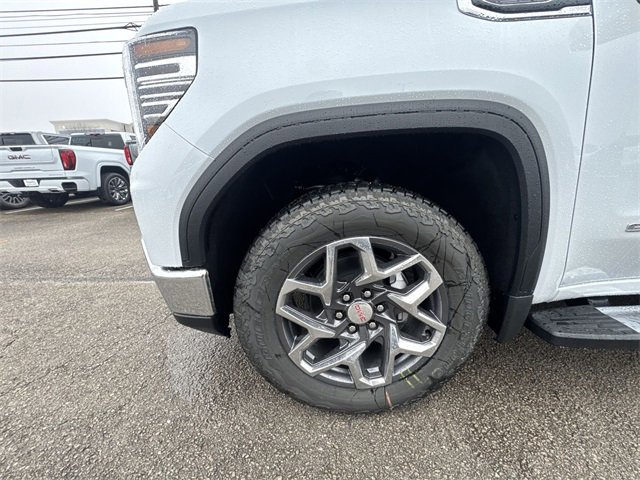 2026 GMC Sierra 1500 SLT's photo