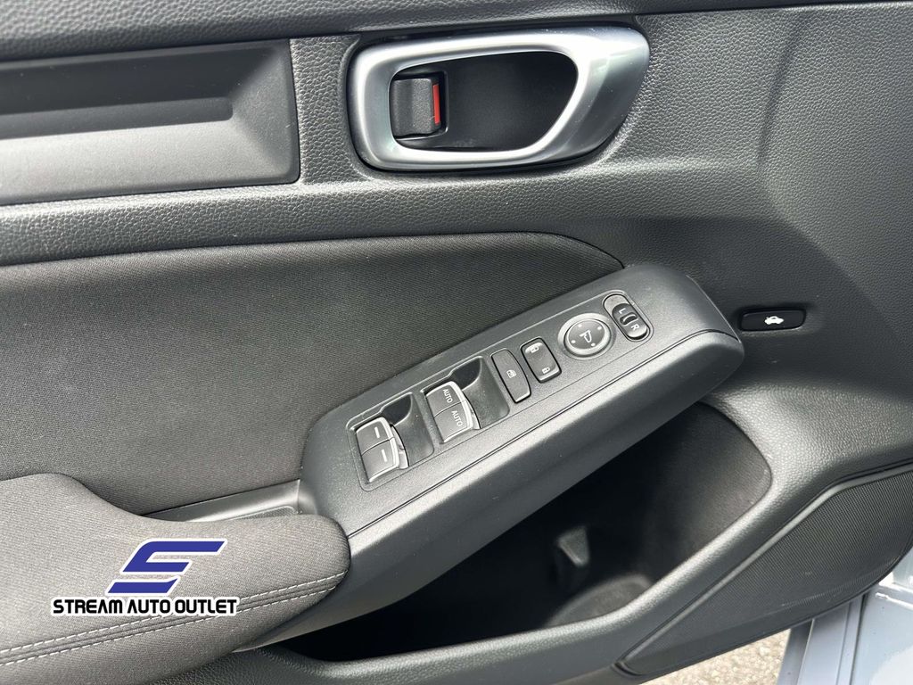 2022 Honda Civic Sport photo 12