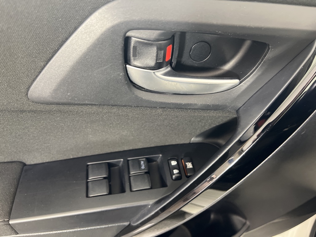 2018 Toyota Corolla iM Base photo 15