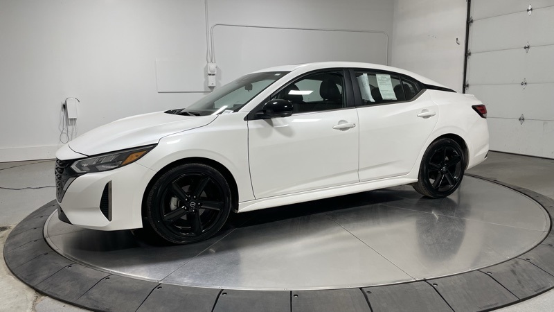 2024 Nissan Sentra SR photo 4